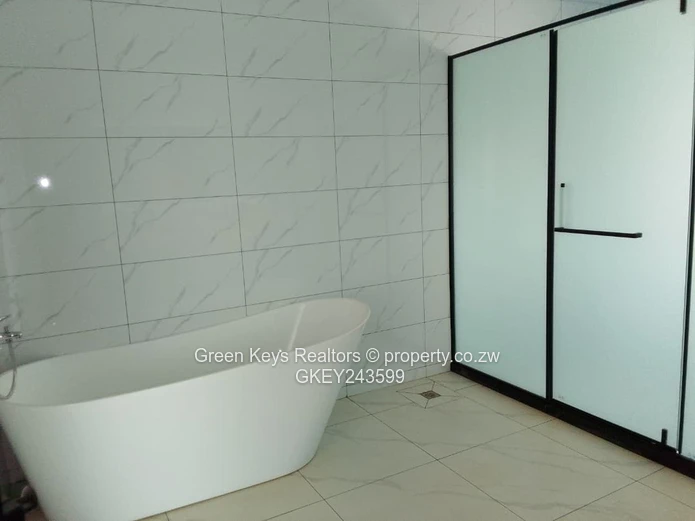 Pomona Townhouse Complex 