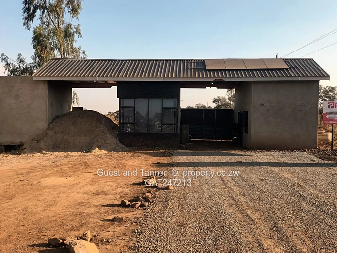 Canal Lifestyle – Kutandara, Tynwald Stands For Sale