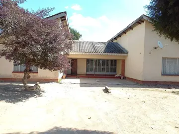 6 Bedroom House