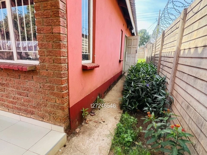 Beautiful House To Rent In Glenview 3 (Sole Mandate)