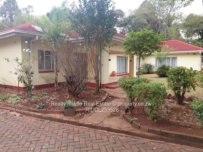 Mtpleasant house for Sale  (Sole Mandate)