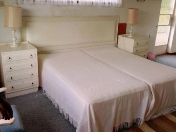 Hotel & Lodge