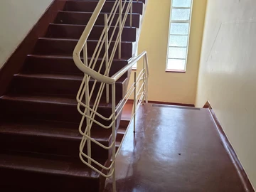 2 Bedroom Flat & Apartment