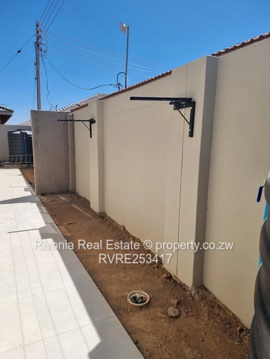 Newly Built 3-Bed Home with Secure Yard in Mabvazuva