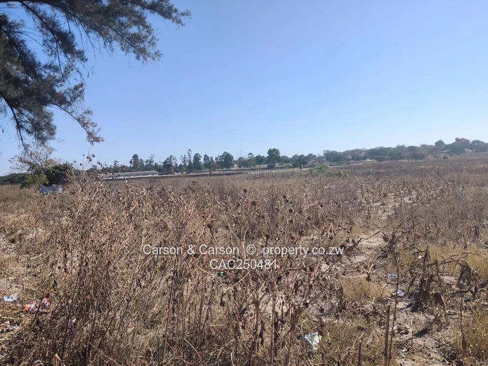 2000 m² Commercial/Industrial Land — Chitungwiza Main Road