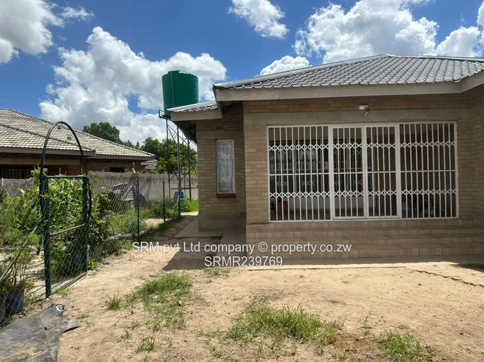 Damofalls Phase 3 house to let