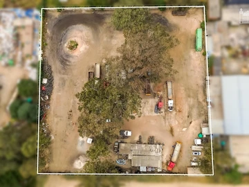 Commercial & Industrial Land