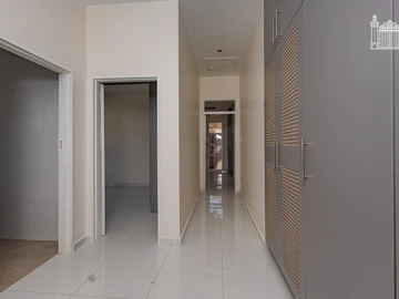 3 Bedroom Flat & Apartment