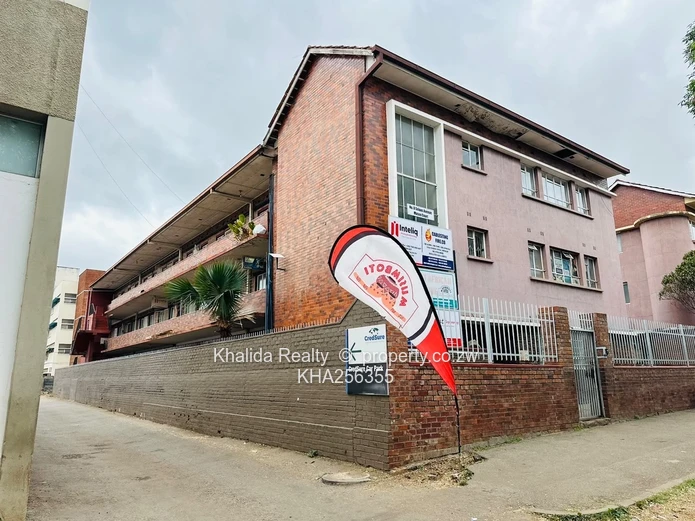 Bedsitter For Sale at Cnr Seluous Avenue and 2nd Street (Sole Mandate)
