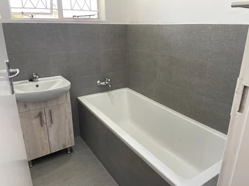 3 Bedroom Garden Flat