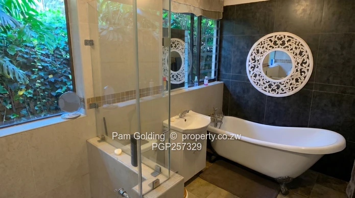 5 Bedroom Family Home on 4,047sqm in Lewisam