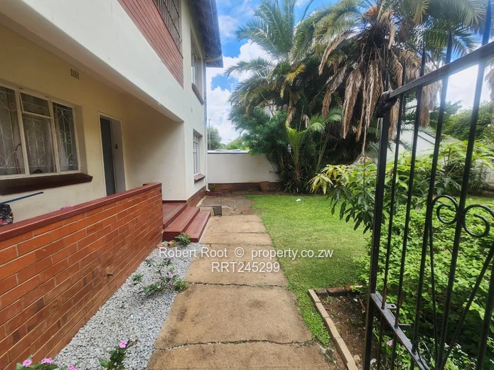 Well Maintained 2 Bedroom Flat To Rent In Avondale