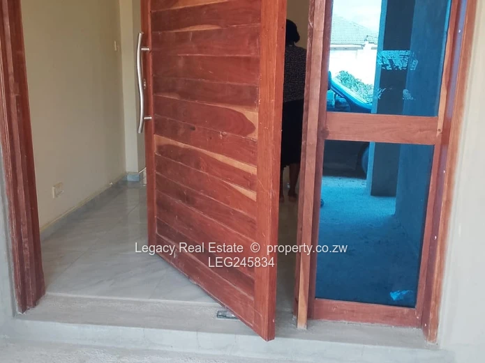 Versatile Business Property To Let In Greendale