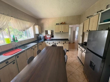 7 Bedroom House