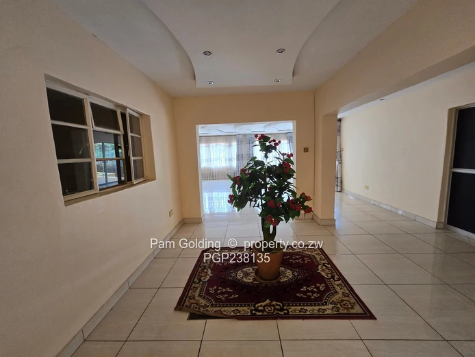 A grand palatial home- 8 bedrooms, 6 en-suite, Borehole, triple garages