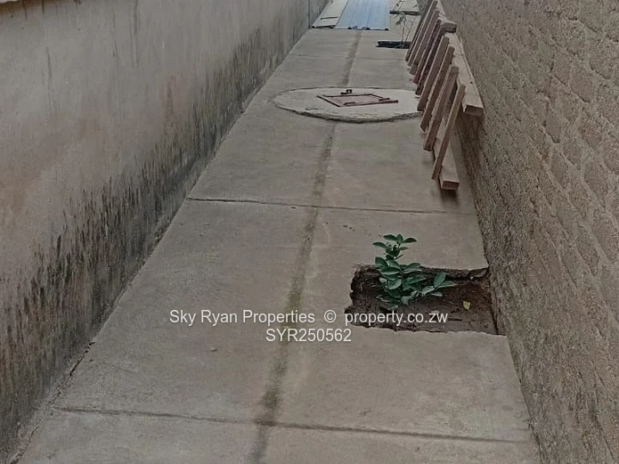 Masvingo, Victoria Range House For Sale