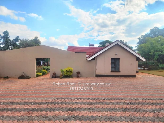 Neat 4 Bedroom House to Rent In Greendale