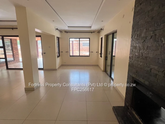 Glen Lorne 5-Bed Home with Borehole & Jacuzzi
