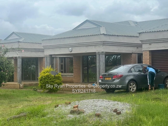 Sandton Park Phase 1 House For Sale