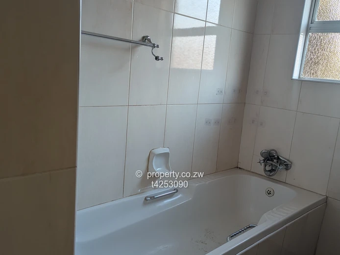 Madokero Estate 2 bedroom garden flat to rent  (Sole Mandate)