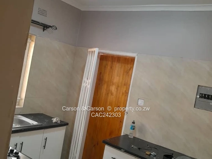 Neat 2 beds cottage for sale 