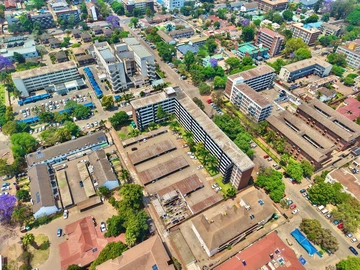 2 Bedroom Flat & Apartment