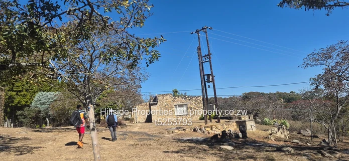 House of stones for sale  (Sole Mandate)