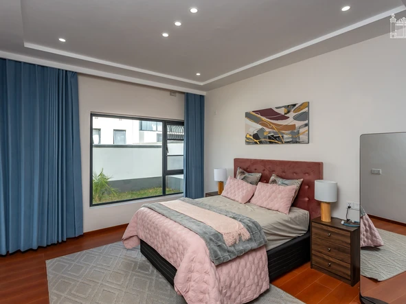 2 Unit Townhouse Complex