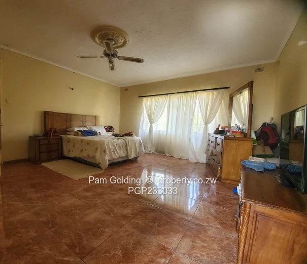 Invest in this secure neighbourhood. (Sole Mandate)