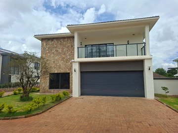 5 Bedroom Flat & Apartment