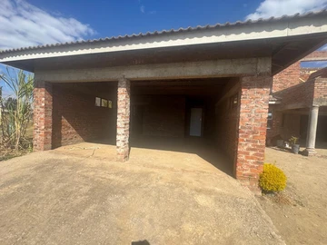 6 Bedroom House