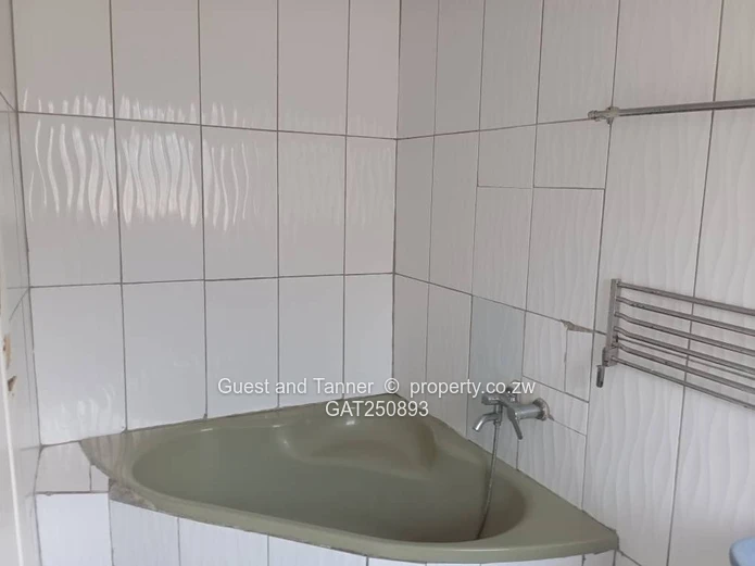 Spacious 5-Bedroom Family Home for Sale – Budiriro 4