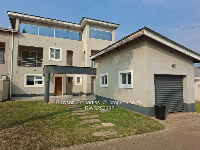 Avondale West Townhouse For Sale