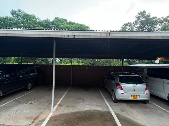 3 Bedroom Flat & Apartment