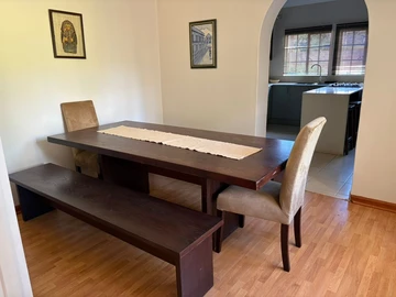 3 Bedroom Flat & Apartment