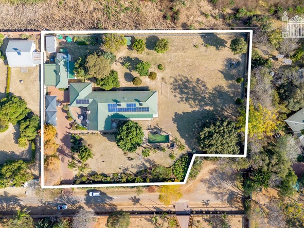6 Bedroom House