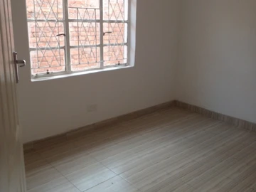 2 Bedroom Flat & Apartment