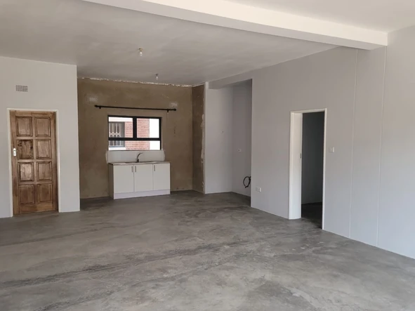 3 Bedroom Flat & Apartment
