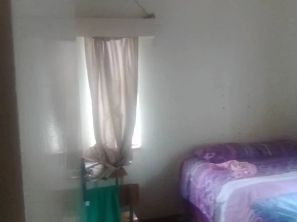 6 Bedroom House