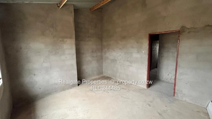 Four Bedroomed House In Cowdray Park