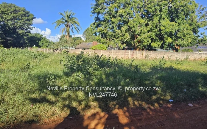 Greendale 2000m² Stand — Tarred Road & Main Road Frontage