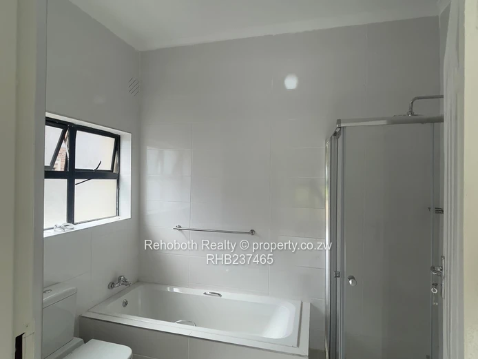 3 Bedroom For Rent in Madokero