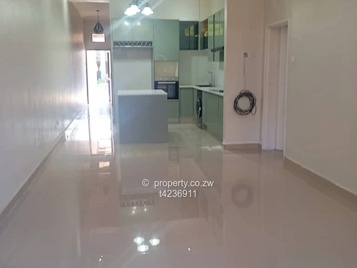 Strathaven Townhouse to rent 