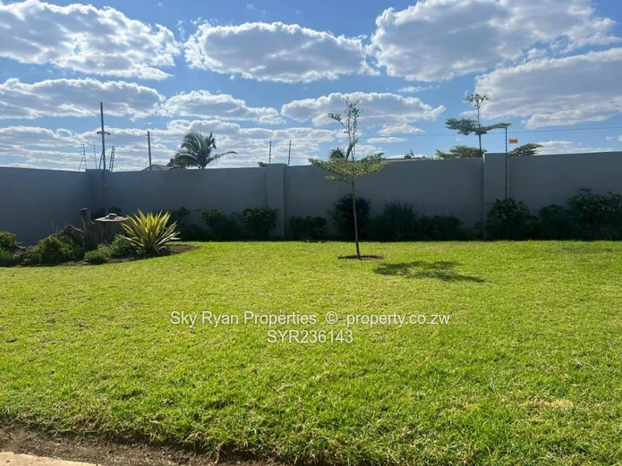 Sandton Phase 1  House For Sale
