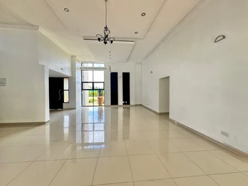 3 Bedroom Townhouse Complex