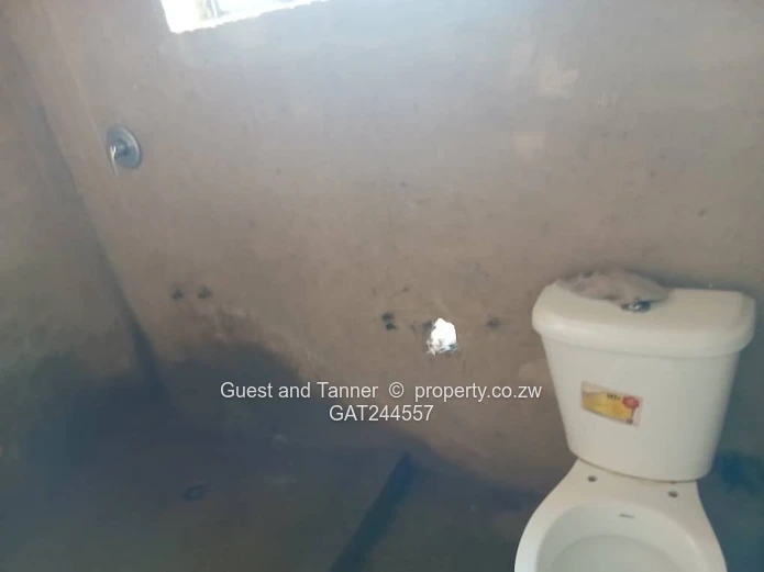 5-Bedroom House For Sale In Golden Heights