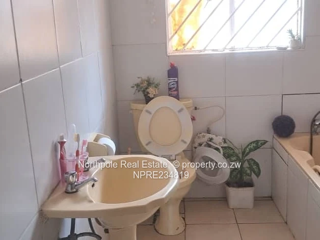 Damofalls Phase 1 House For  Sale