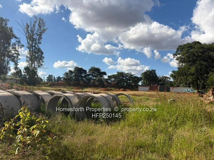 Borrowdale cluster stand for sale (Sole Mandate)