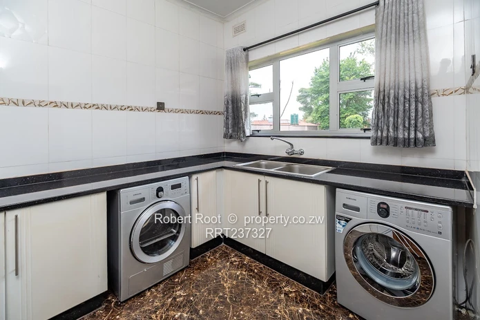 Exclusive Luxury 6-Bedroom Home On 6,000 Sqm 