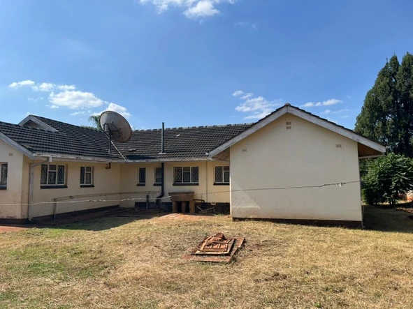 5 Bedroom House
